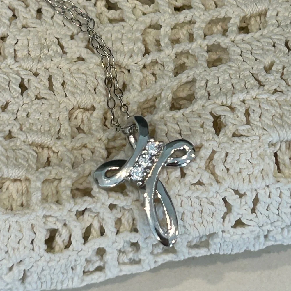 Sterling Silver Cross Necklace Ribbon Pendant with Crystals Stamped 925 CZ - Picture 6 of 13